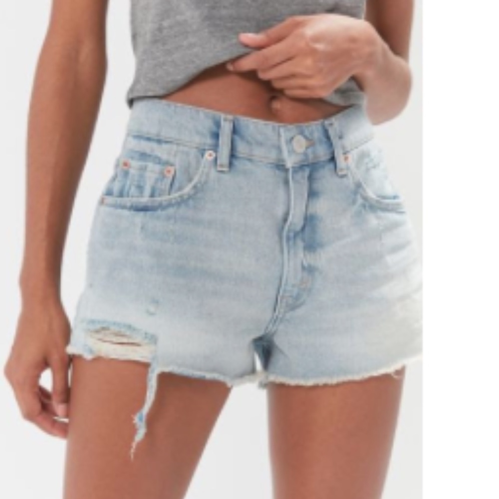 BDG Essential Mid-Rise Cutoff Short